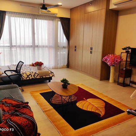 Cozy Unit- Bell Suites- Horizon Suites- Wifi- Netflix- Parking Swimming Pool- Klia Szepang Kültér fotó