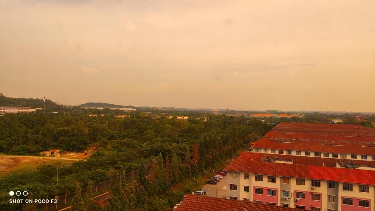Cozy Unit- Bell Suites- Horizon Suites- Wifi- Netflix- Parking Swimming Pool- Klia Szepang Kültér fotó