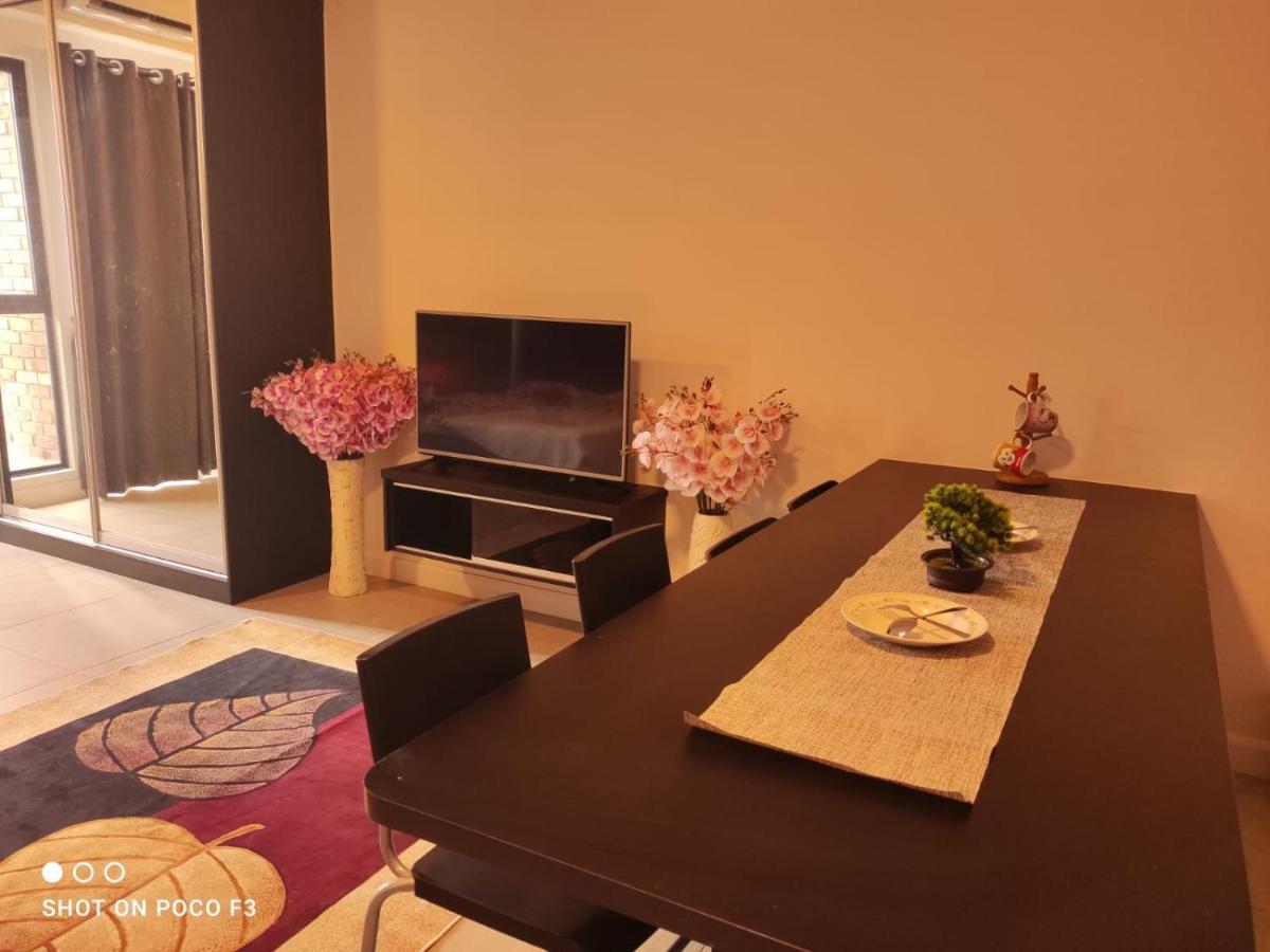 Cozy Unit- Bell Suites- Horizon Suites- Wifi- Netflix- Parking Swimming Pool- Klia Szepang Kültér fotó